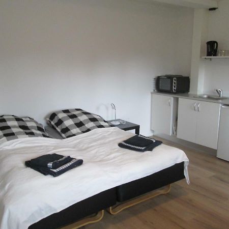 Bed and Breakfast Hos Tina à Roskilde Extérieur photo