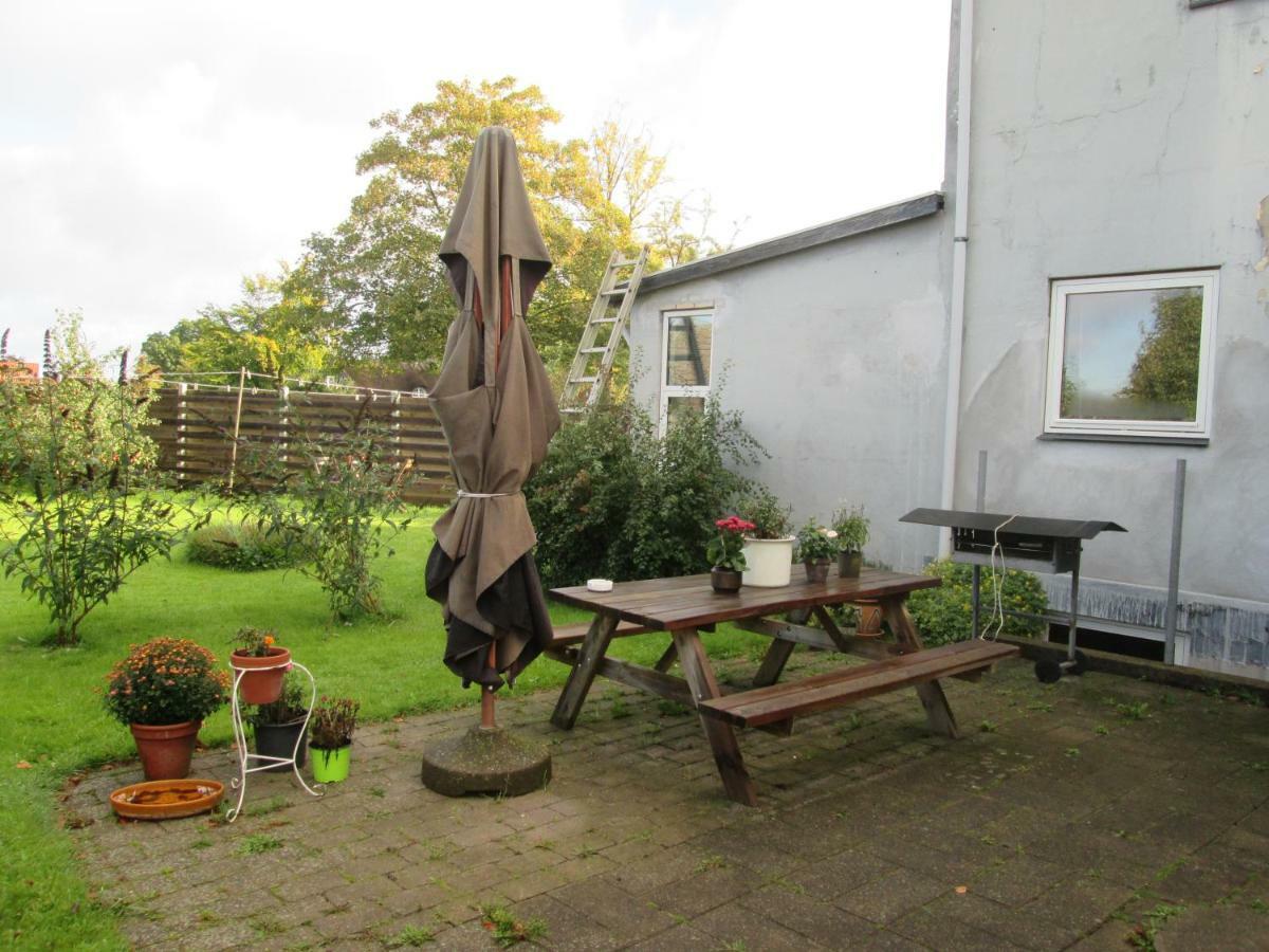Bed and Breakfast Hos Tina à Roskilde Extérieur photo